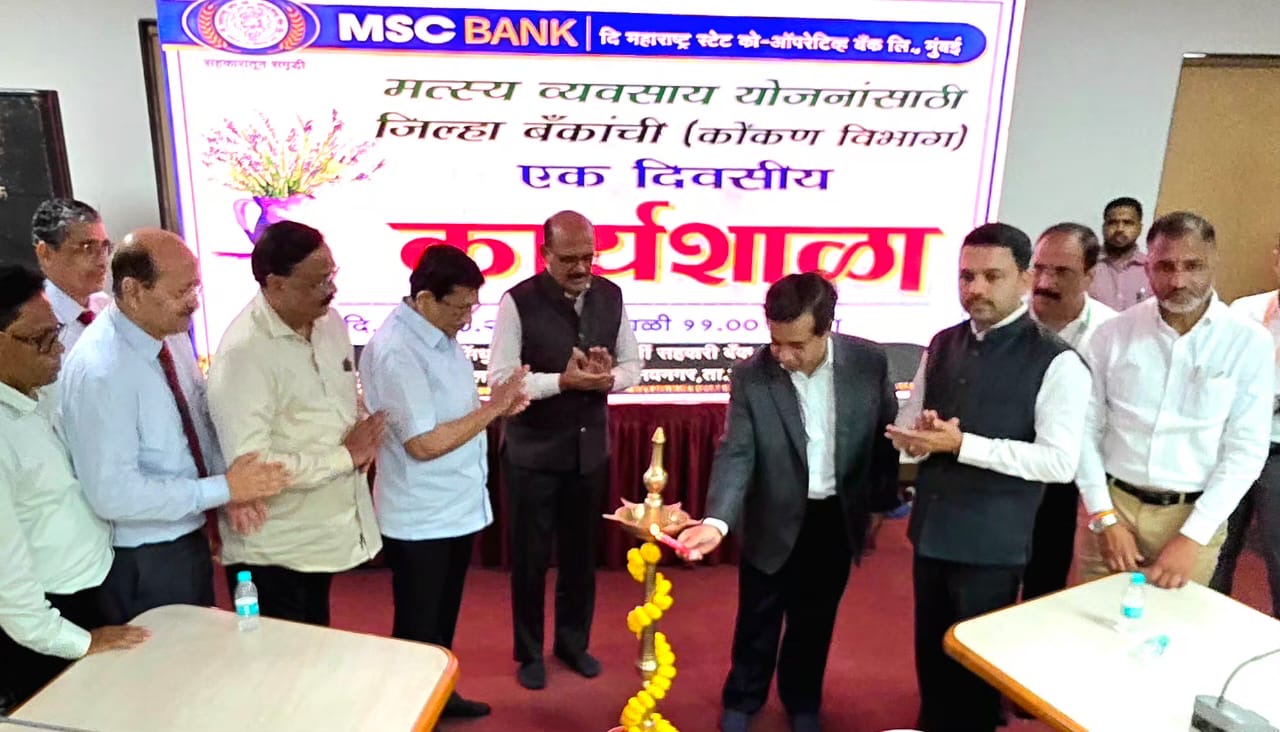 मच्छिमारांना कुणावरही अवलंबून न ठेवता स्वावलंबी बनवणे हेच सरकारचे ध्येय:ना नितेश राणे