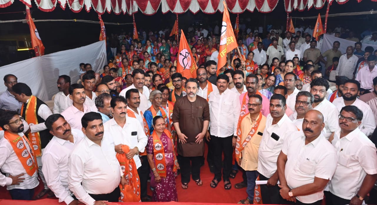 कांदळगाव ग्रामपंचायतीचे सरपंच, उपसरपंच व सदस्यांनी शिवसेना पक्षात केला जाहीर प्रवेश