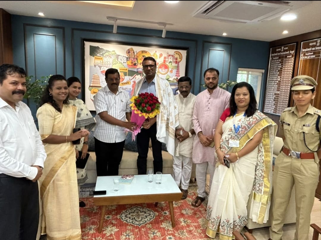 पालक सचिव वीरेंद्रसिंह यांचे जि प अध्यक्षांकडून स्वागत